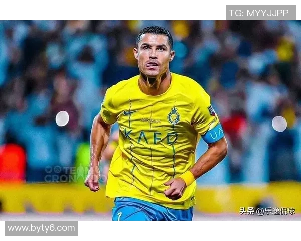 2025年足球超巨球星最新排名榜揭晓 莱昂内尔梅西与克里斯蒂亚诺罗纳尔多谁更强 2025年足球超巨球星最新排名榜揭晓 莱昂内尔梅西与克里斯蒂亚诺罗纳尔多谁更强