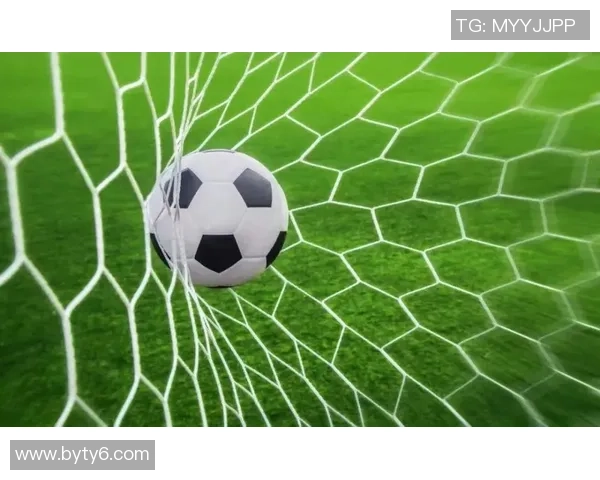 足球球星壁纸精选集：全球顶级球员高清动态美图大合集