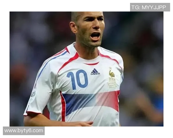 全球足球历史前一百球星排名及其精彩瞬间回顾 全球足球历史前一百球星排名及其精彩瞬间回顾